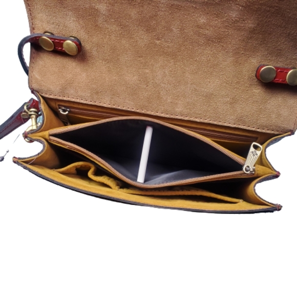 Patricia Nash Tooled Ochre/Red Lanza Crossbody Organizer NWT - Picture 13 of 15